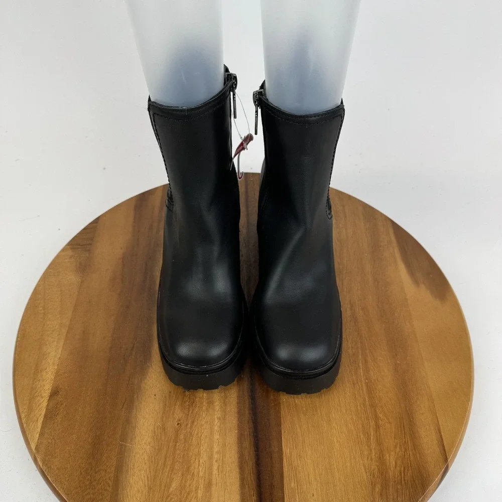 New Womens Blondo Raquel Waterproof Black Leather Chelsea Boots Size 6.5‎ M NWOB
